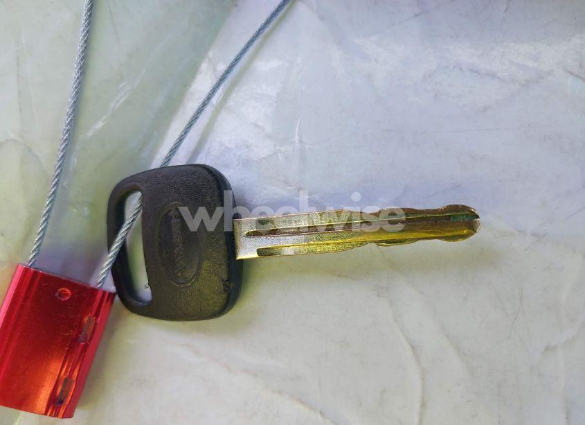 Photo 11 of 1998 Toyota Tacoma (VIN 4TAVL52N1WZ124667)