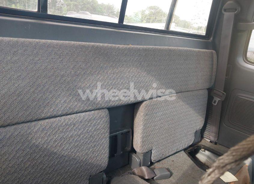 Photo 8 of 1996 Toyota Tacoma XTRACAB (VIN 4TAVL52N2TZ109705)
