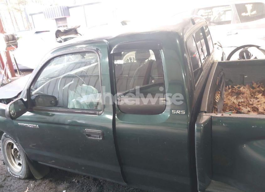 Photo 14 of 2000 Toyota Tacoma (VIN 4TAVL52N2YZ684135)