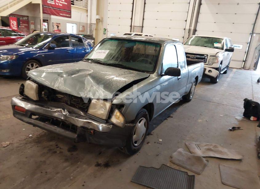 Photo 2 of 1998 Toyota Tacoma (VIN 4TAVL52N3WZ074967)