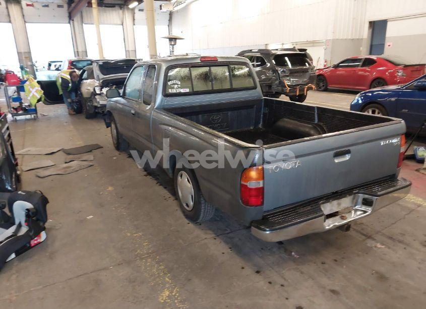 Photo 3 of 1998 Toyota Tacoma (VIN 4TAVL52N3WZ074967)