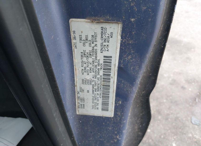 Photo 9 of 1999 Toyota Tacoma (VIN 4TAVL52N3XZ410828)