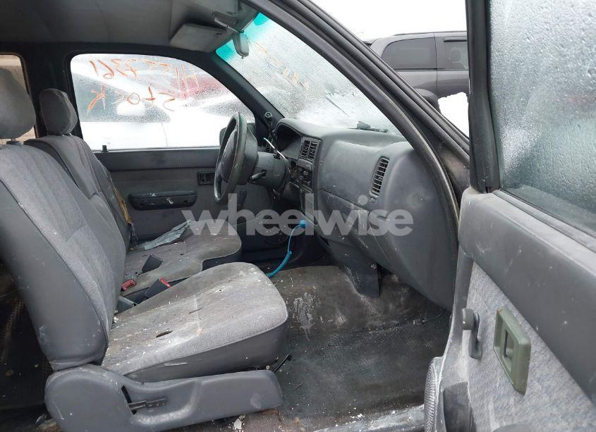 Photo 5 of 1996 Toyota Tacoma XTRACAB (VIN 4TAVL52N4TZ142107)