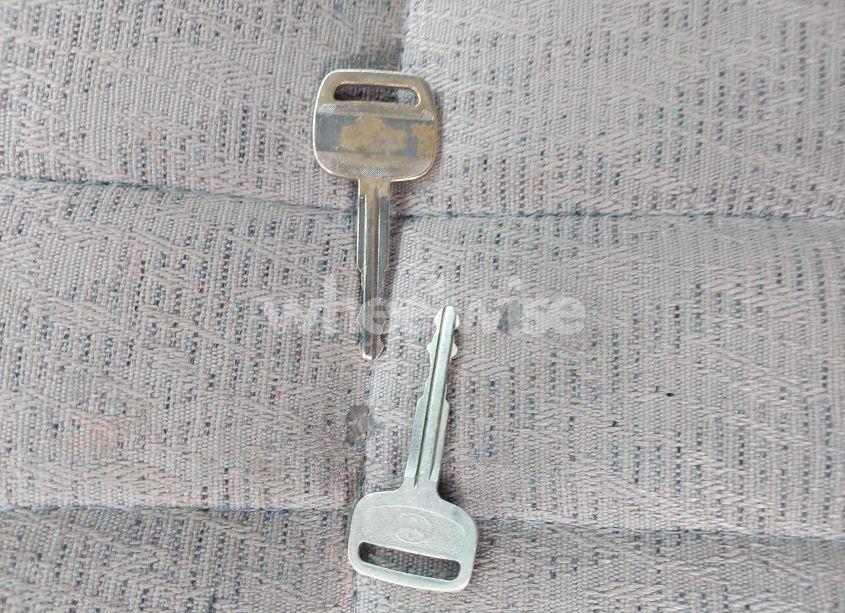 Photo 11 of 1998 Toyota Tacoma (VIN 4TAVL52N4WZ004085)