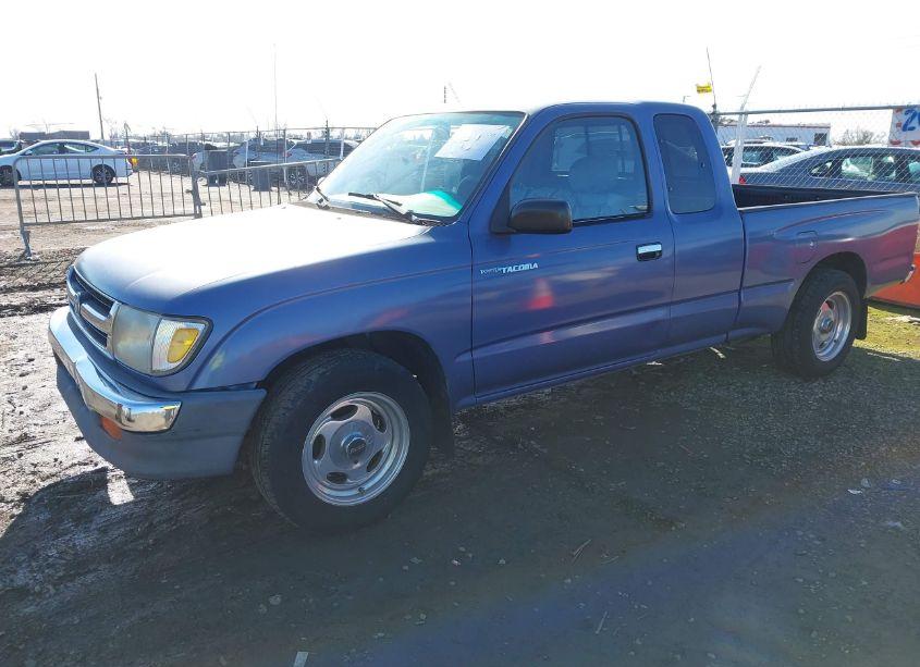 Photo 2 of 1999 Toyota Tacoma (VIN 4TAVL52N4XZ561662)