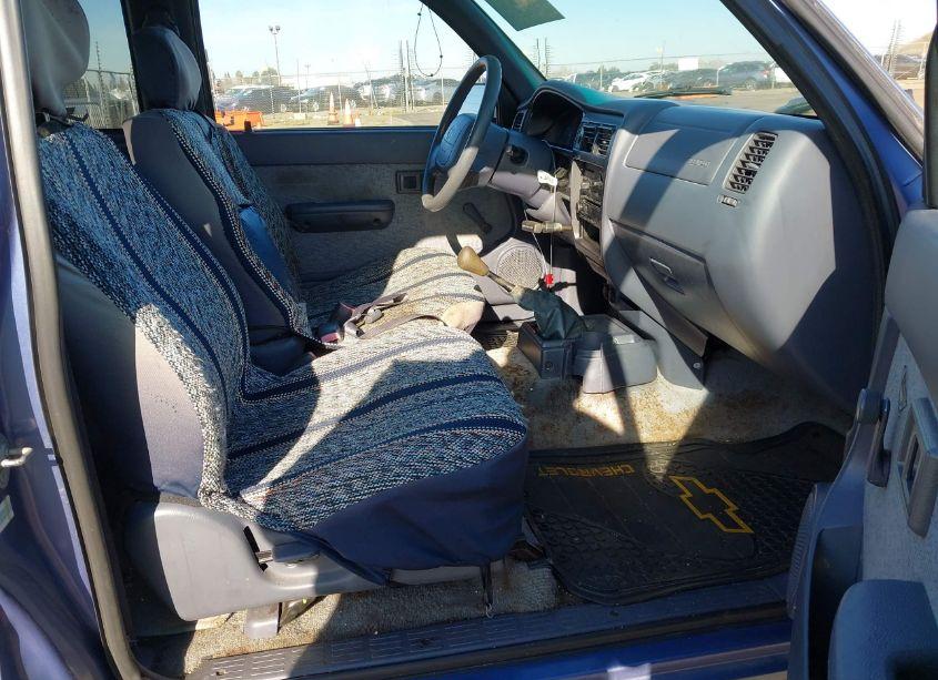 Photo 5 of 1999 Toyota Tacoma (VIN 4TAVL52N4XZ561662)