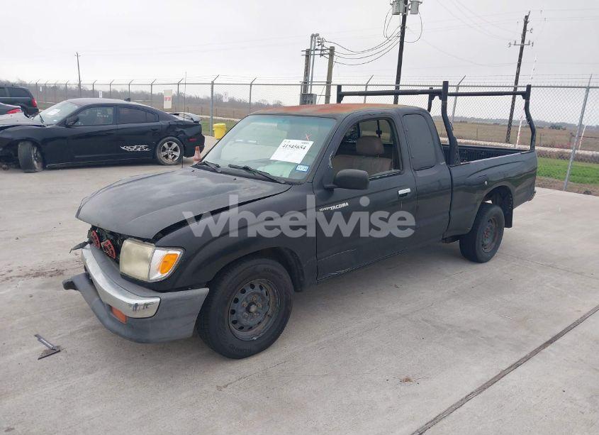 Photo 2 of 1999 Toyota Tacoma (VIN 4TAVL52N6XZ570718)