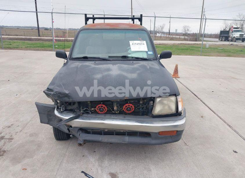 Photo 6 of 1999 Toyota Tacoma (VIN 4TAVL52N6XZ570718)