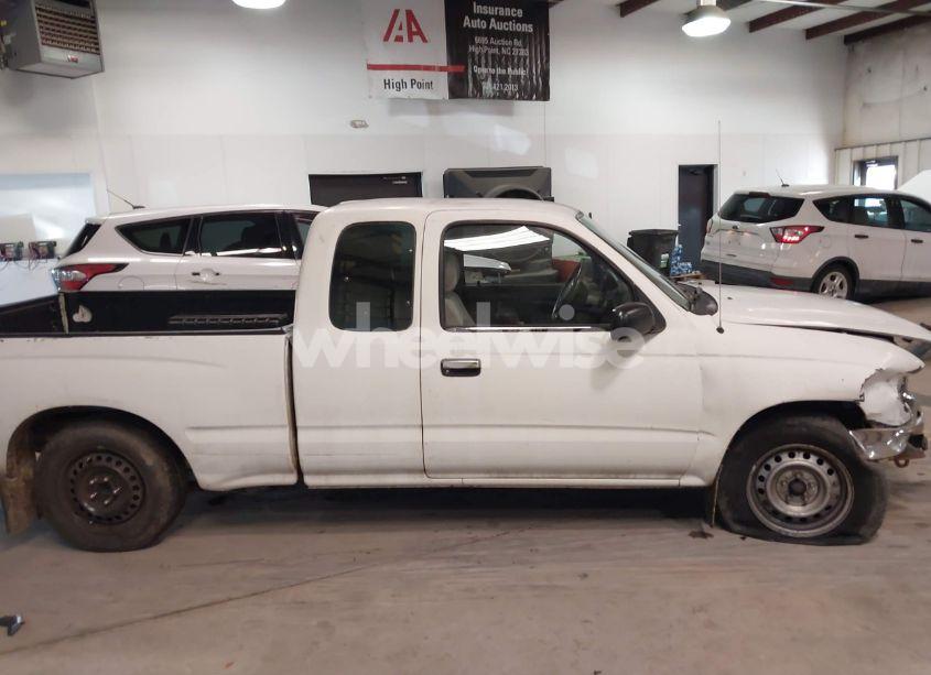 Photo 13 of 1996 Toyota Tacoma XTRACAB (VIN 4TAVL52N7TZ130985)