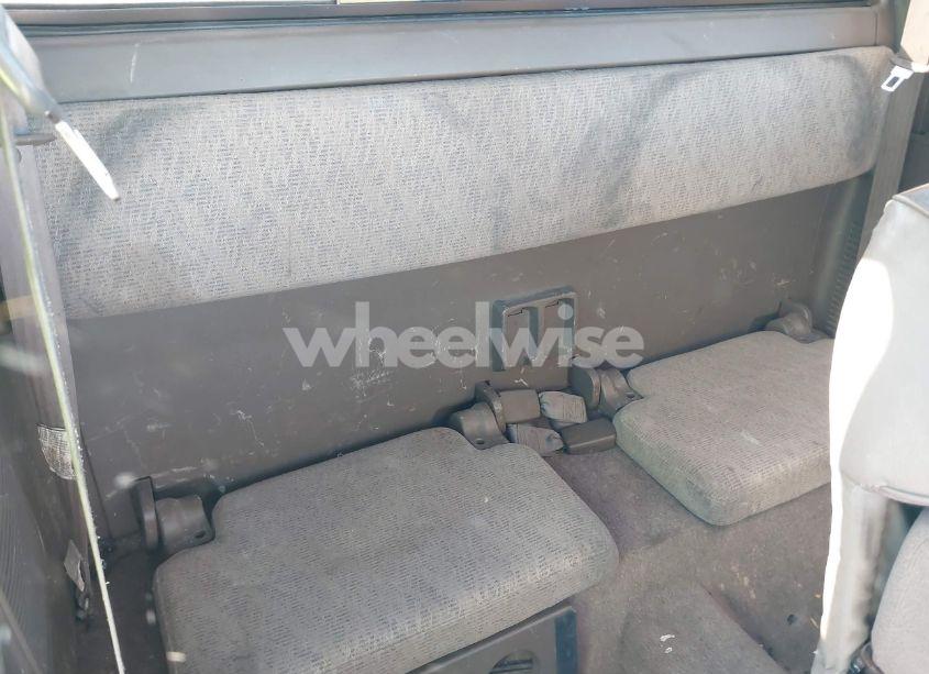 Photo 8 of 1998 Toyota Tacoma (VIN 4TAVL52N7WZ029210)