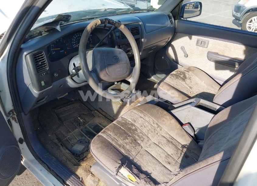 Photo 5 of 1998 Toyota Tacoma (VIN 4TAVL52N7WZ057332)