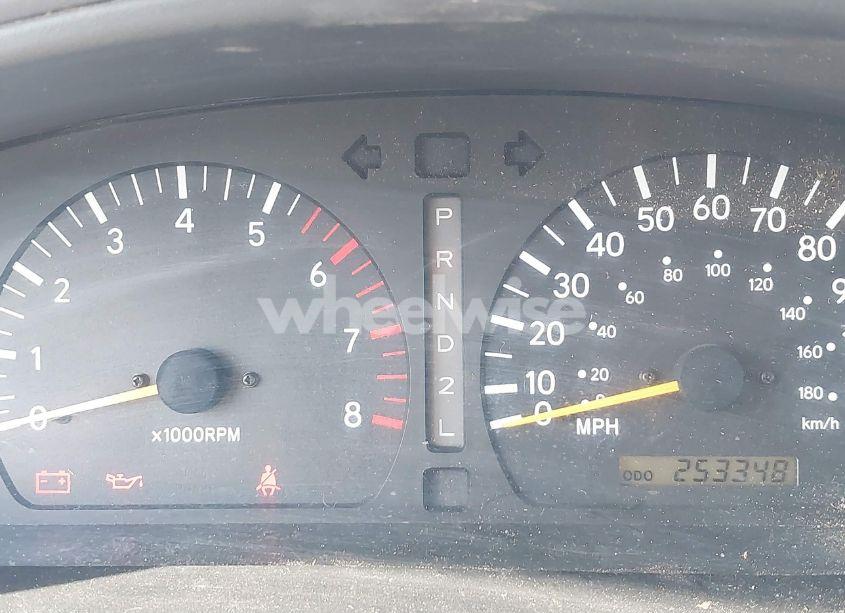 Photo 7 of 1998 Toyota Tacoma (VIN 4TAVL52N7WZ057332)
