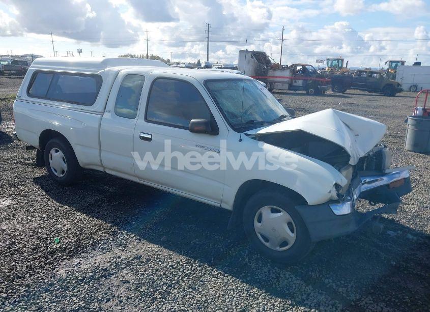 1998 Toyota Tacoma (VIN 4TAVL52N7WZ125144) main photo