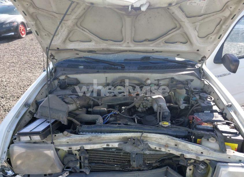 Photo 10 of 1998 Toyota Tacoma (VIN 4TAVL52N7WZ125144)