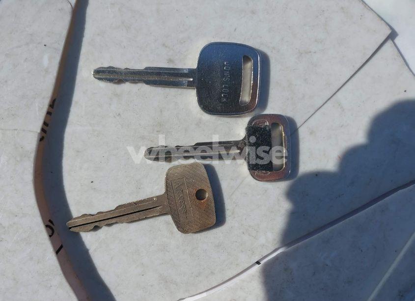 Photo 11 of 1998 Toyota Tacoma (VIN 4TAVL52N7WZ125144)
