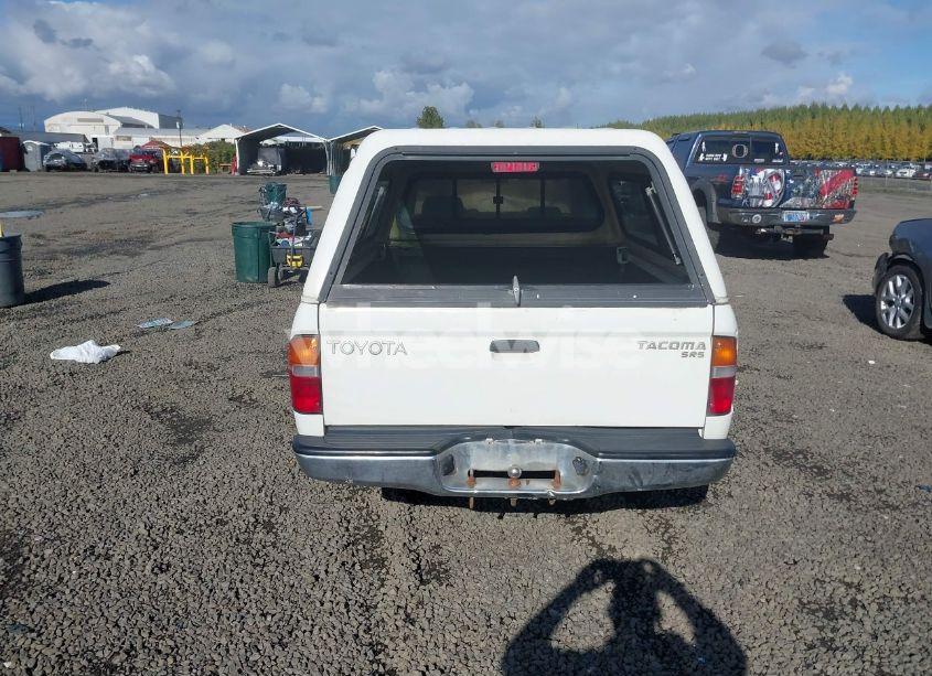 Photo 16 of 1998 Toyota Tacoma (VIN 4TAVL52N7WZ125144)