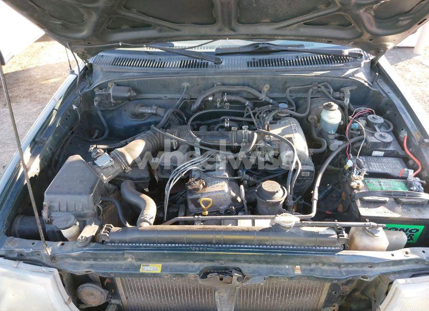 Photo 10 of 1998 Toyota Tacoma (VIN 4TAVL52N7WZ174652)