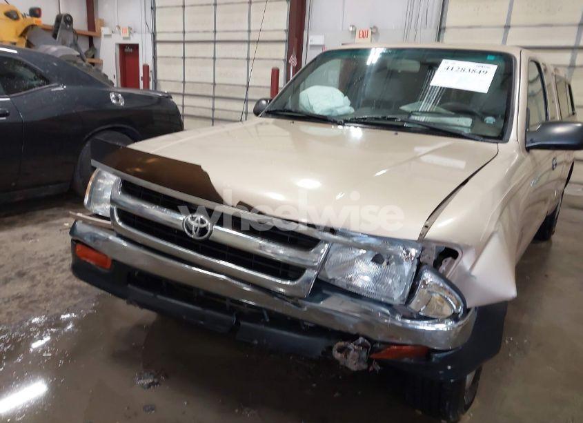 Photo 6 of 2000 Toyota Tacoma (VIN 4TAVL52N7YZ622665)