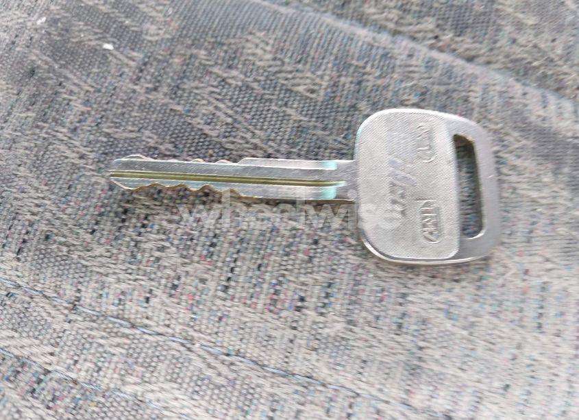 Photo 11 of 1998 Toyota Tacoma BASE V6 (VIN 4TAVN52N5WZ087830)