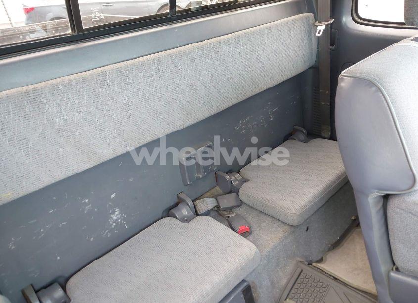 Photo 8 of 1998 Toyota Tacoma BASE V6 (VIN 4TAVN52N9WZ138407)