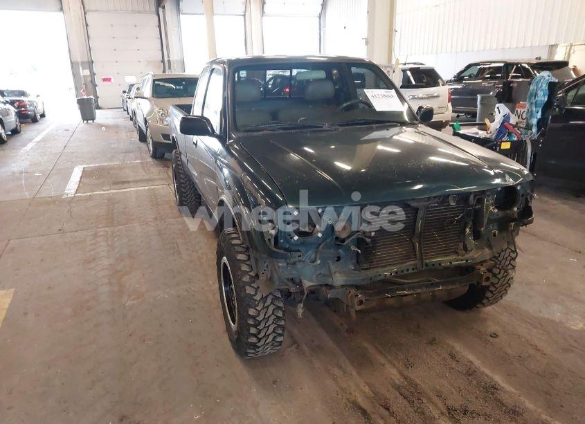 1995 Toyota Tacoma XTRACAB (VIN 4TAVN73F7SZ049254) main photo