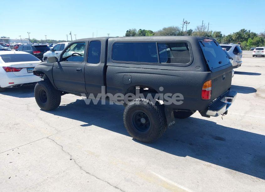 Photo 3 of 1999 Toyota Tacoma N/A (VIN 4TAWM72N1XZ485931)
