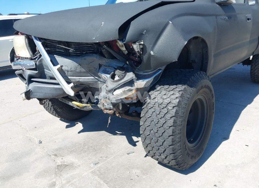 Photo 6 of 1999 Toyota Tacoma N/A (VIN 4TAWM72N1XZ485931)