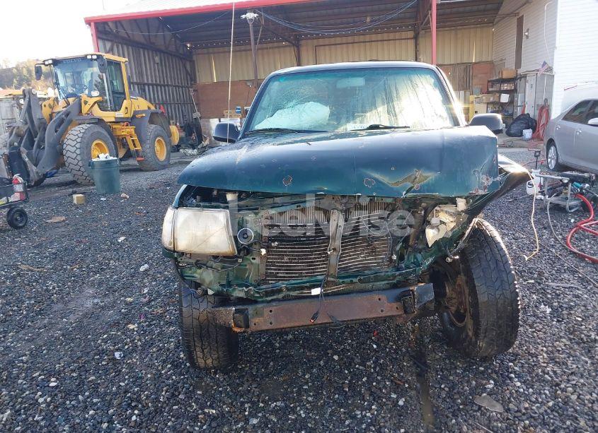 Photo 12 of 2000 Toyota Tacoma (VIN 4TAWM72N1YZ574819)