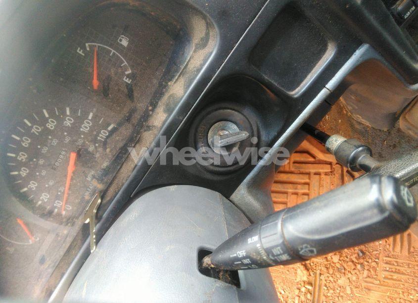 Photo 11 of 1996 Toyota Tacoma XTRACAB (VIN 4TAWM72N5TZ117794)
