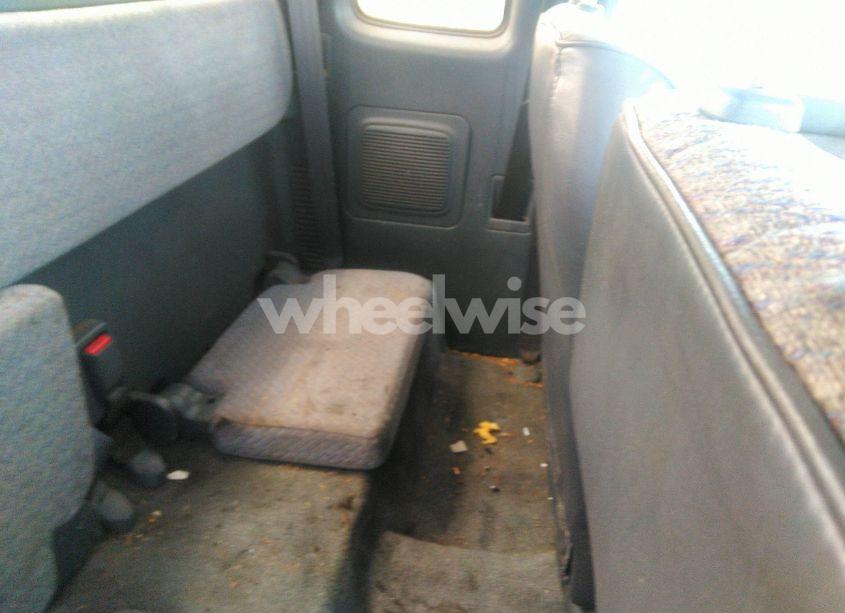 Photo 8 of 1996 Toyota Tacoma XTRACAB (VIN 4TAWM72N5TZ117794)