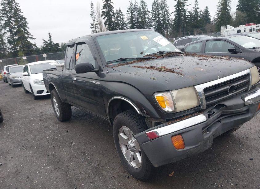 1998 Toyota Tacoma (VIN 4TAWM72N5WZ122773) main photo