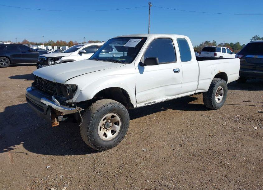 Photo 2 of 1998 Toyota Tacoma (VIN 4TAWM72N6WZ113547)