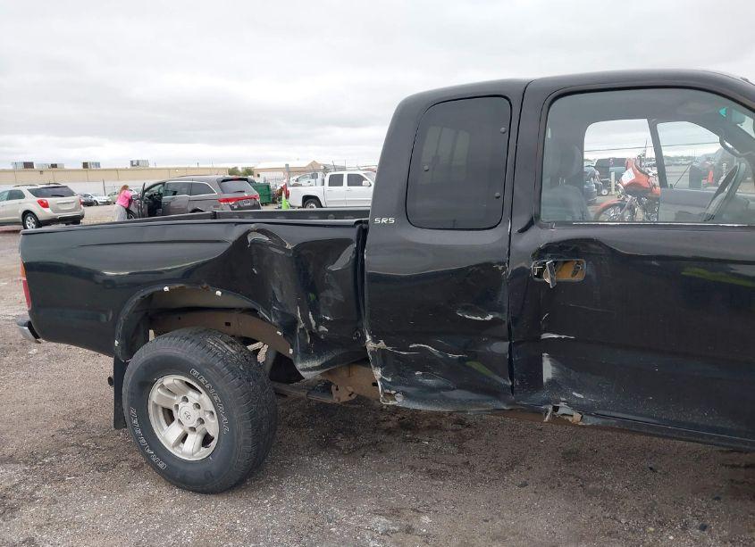 Photo 6 of 1999 Toyota Tacoma (VIN 4TAWM72N6XZ552765)
