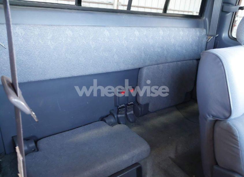 Photo 8 of 2000 Toyota Tacoma (VIN 4TAWM72N6YZ683194)