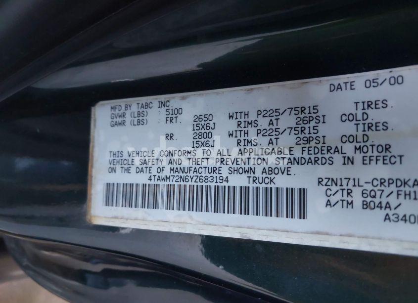 Photo 9 of 2000 Toyota Tacoma (VIN 4TAWM72N6YZ683194)