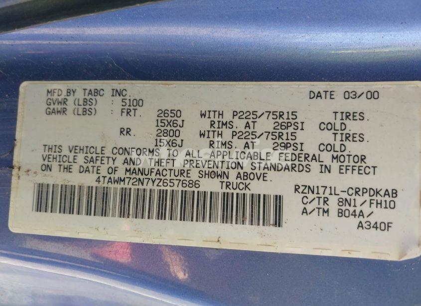 Photo 9 of 2000 Toyota Tacoma (VIN 4TAWM72N7YZ657686)