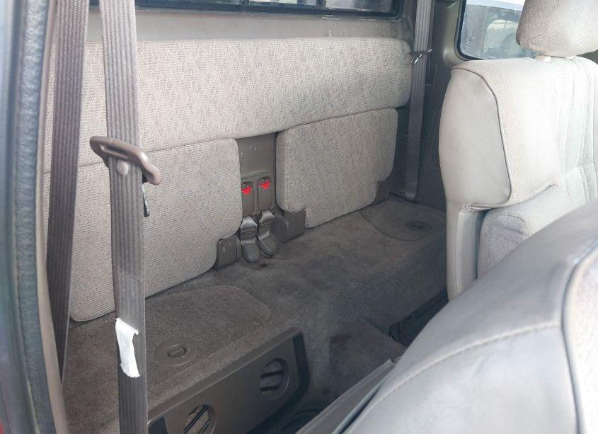 Photo 8 of 1998 Toyota Tacoma (VIN 4TAWM72N8WZ090871)