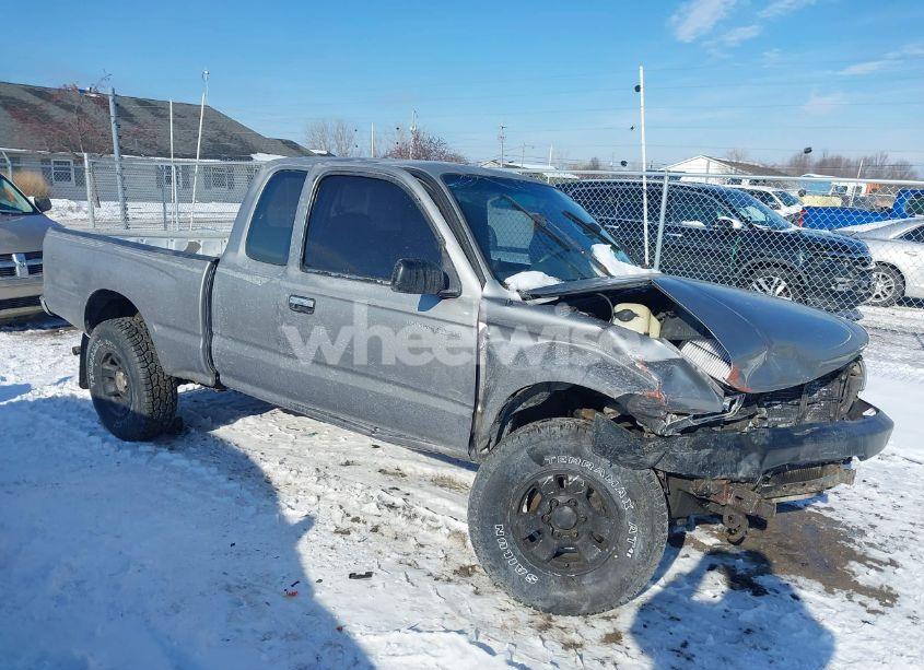 1996 Toyota Tacoma XTRACAB (VIN 4TAWM72NXTZ173679) main photo
