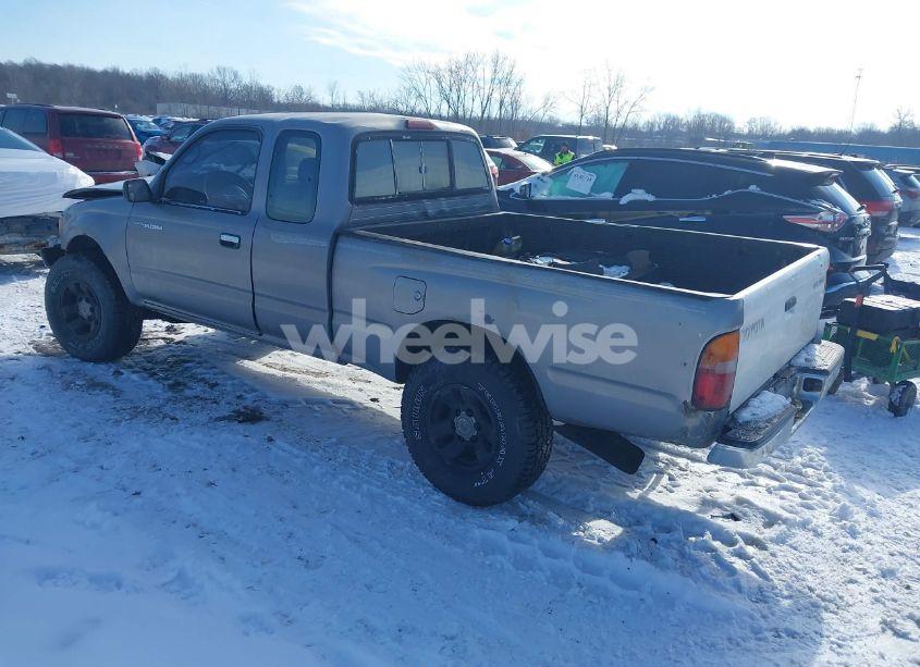 Photo 3 of 1996 Toyota Tacoma XTRACAB (VIN 4TAWM72NXTZ173679)