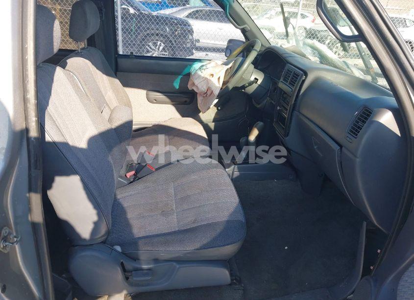 Photo 5 of 1996 Toyota Tacoma XTRACAB (VIN 4TAWM72NXTZ173679)