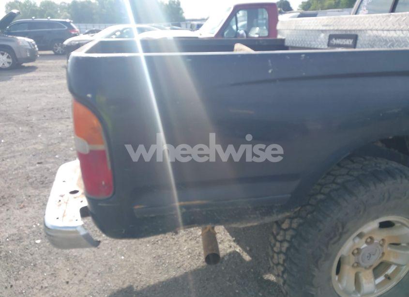 Photo 17 of 1997 Toyota Tacoma XTRACAB (VIN 4TAWN72N0VZ281132)