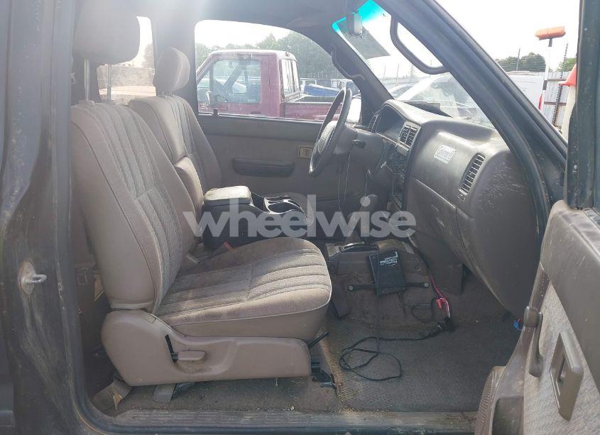 Photo 5 of 1997 Toyota Tacoma XTRACAB (VIN 4TAWN72N0VZ281132)