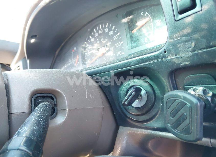 Photo 11 of 1998 Toyota Tacoma BASE V6 (VIN 4TAWN72N2WZ056597)