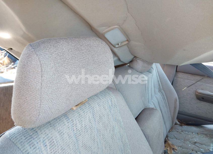 Photo 8 of 1998 Toyota Tacoma BASE V6 (VIN 4TAWN72N2WZ056597)