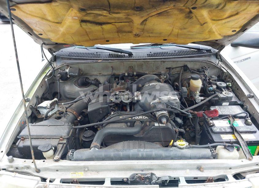 Photo 10 of 2000 Toyota Tacoma BASE V6 (VIN 4TAWN72N2YZ643918)