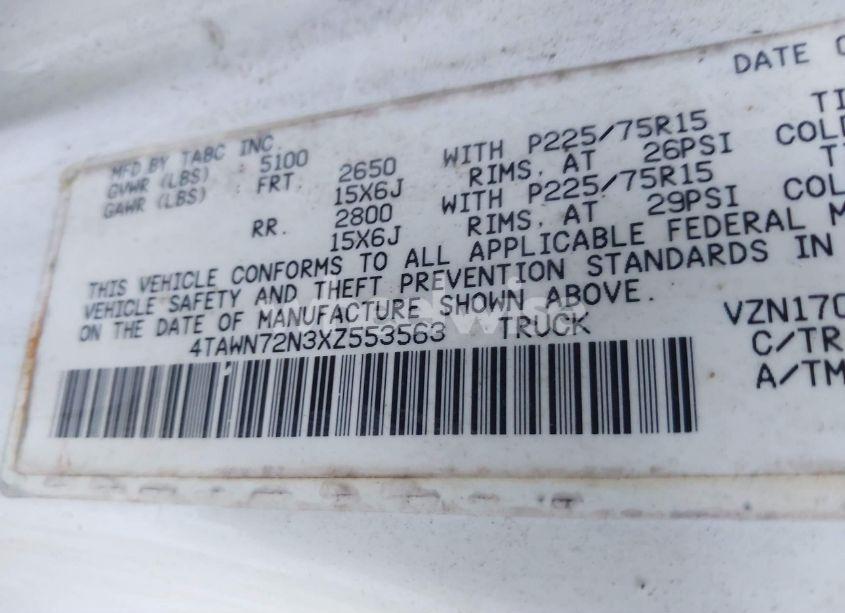 Photo 9 of 1999 Toyota Tacoma (VIN 4TAWN72N3XZ553563)