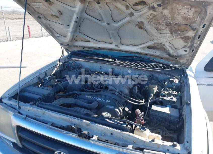 Photo 10 of 2000 Toyota Tacoma BASE V6 (VIN 4TAWN72N3YZ642051)