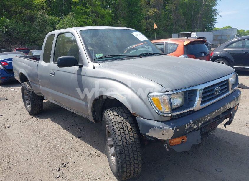 1996 Toyota Tacoma XTRACAB (VIN 4TAWN72N4TZ157622) main photo