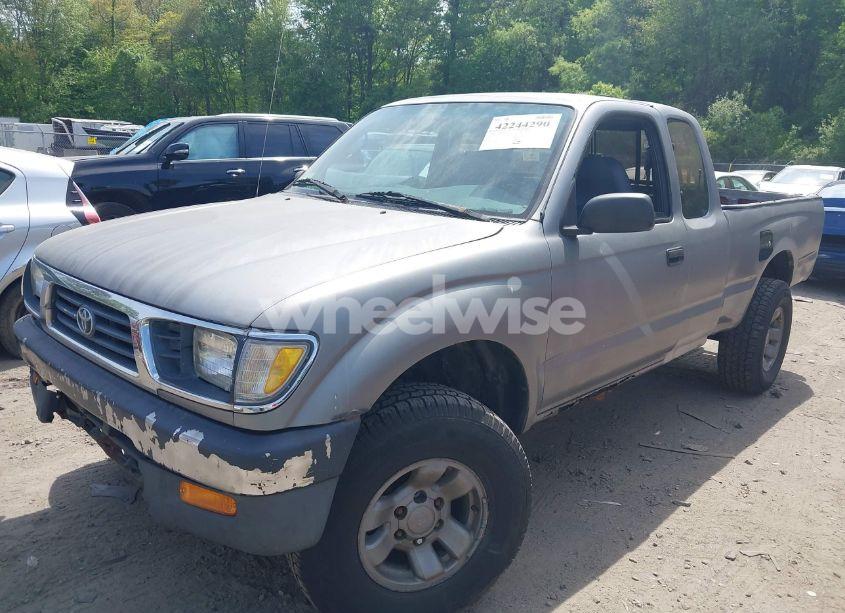 Photo 2 of 1996 Toyota Tacoma XTRACAB (VIN 4TAWN72N4TZ157622)