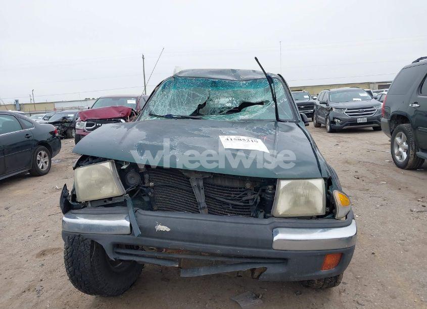 Photo 12 of 1999 Toyota Tacoma (VIN 4TAWN72N5XZ402952)
